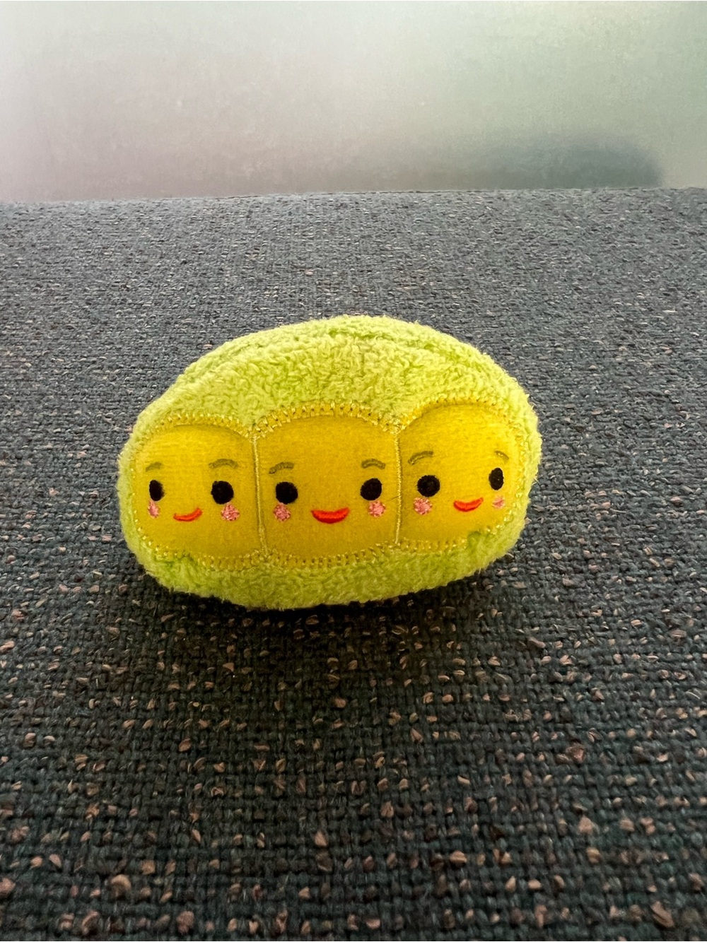 Smiling Peapod Plush Toy - Green Three-Pea Cuddler